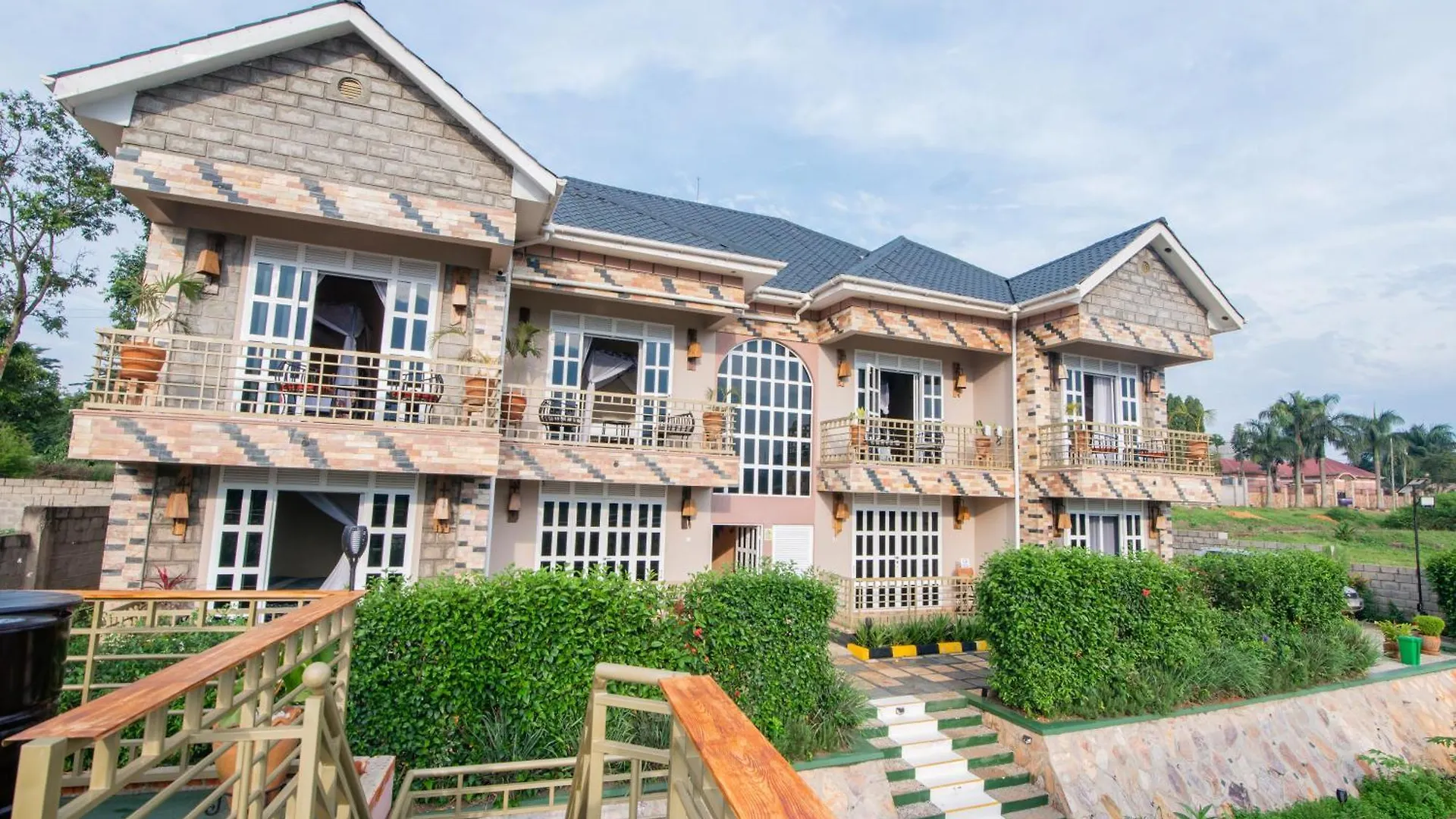 Jet Villas Entebbe 3*,